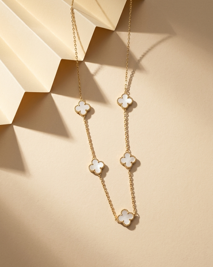 Cloverline Necklace